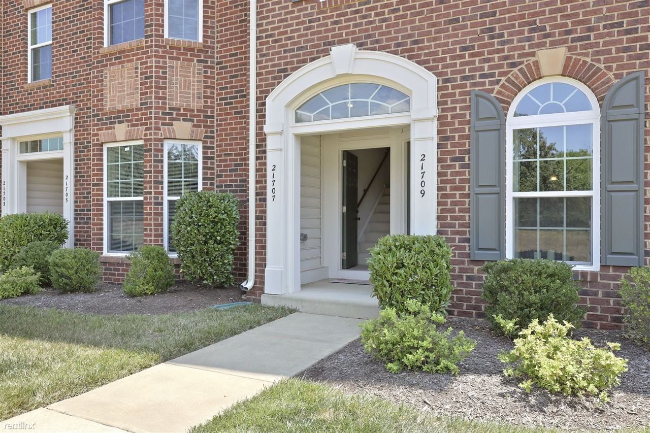 21707 Charity Ter - Photo 2 of 28