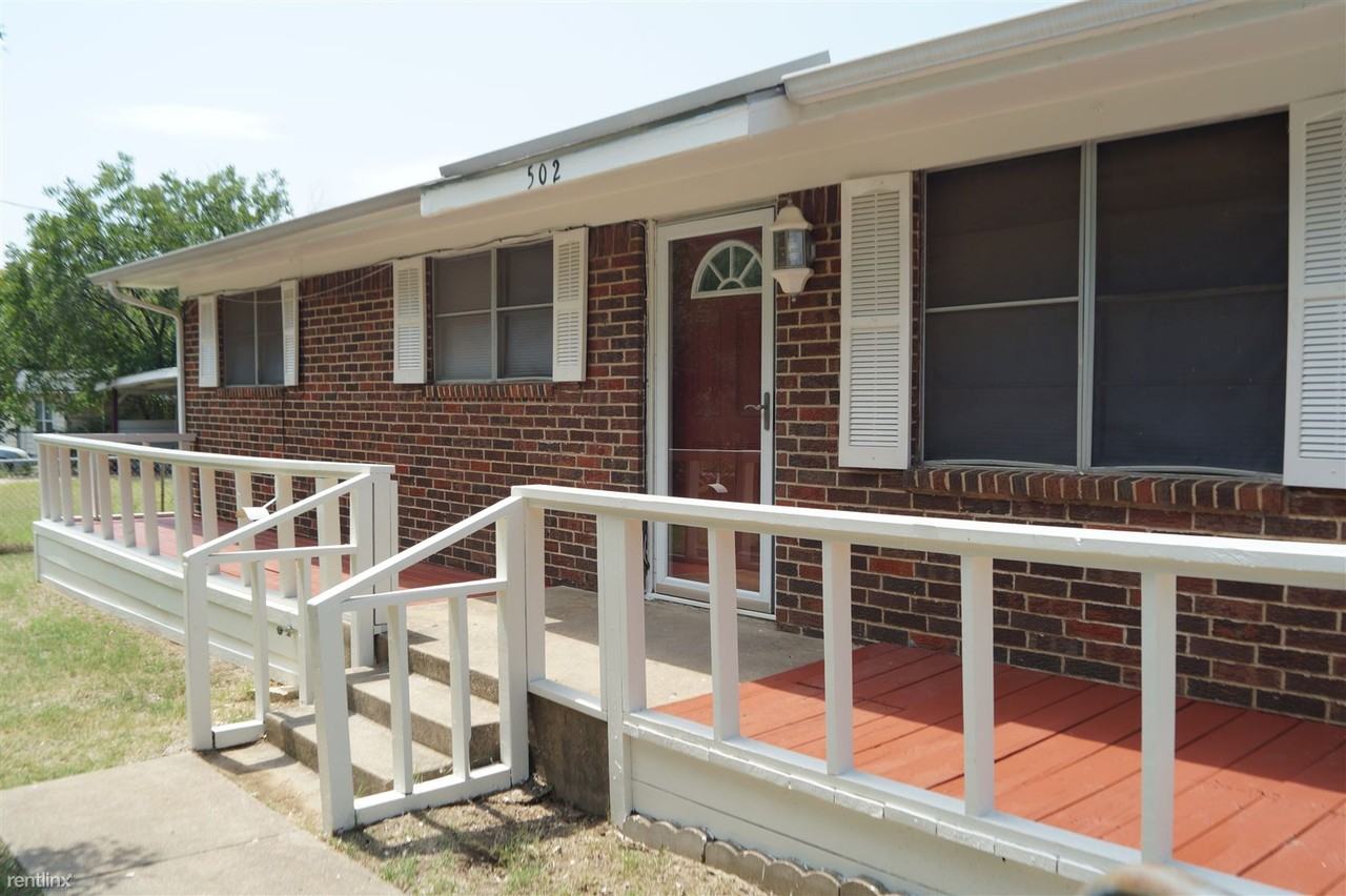 502 Mansfield Cardinal Rd - Photo 2 of 17