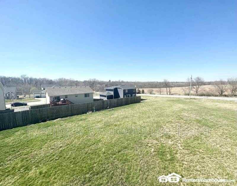 5308 St Andrews Cir - Photo 5 of 28