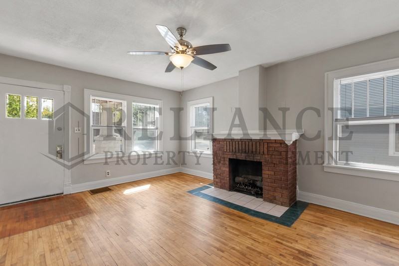 129 N Meridian Ave - Photo 3 of 16