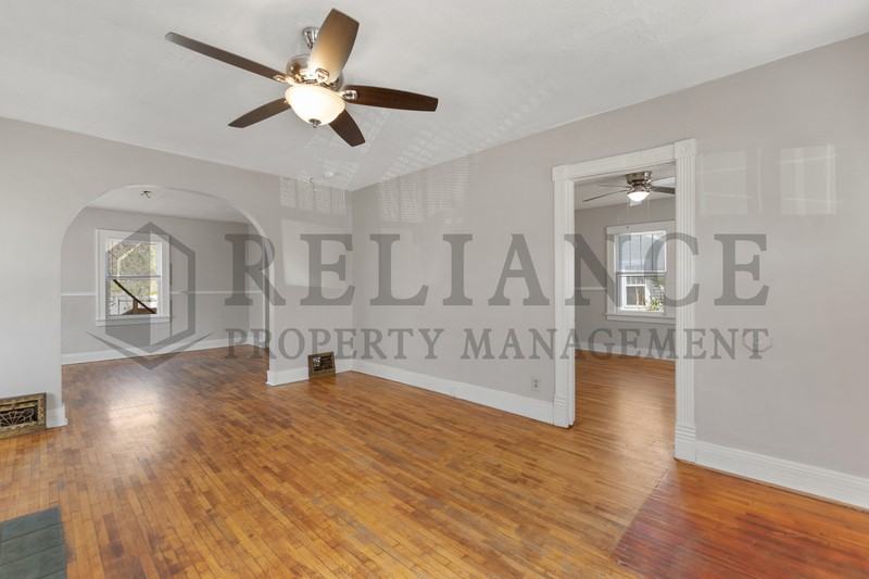 129 N Meridian Ave - Photo 4 of 16