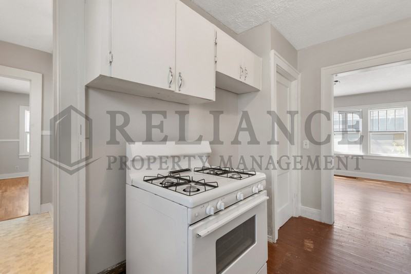 129 N Meridian Ave - Photo 7 of 16
