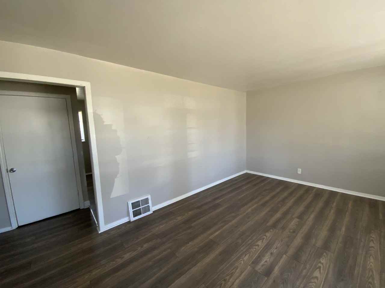 5626 Holborn Dr - Photo 2 of 7