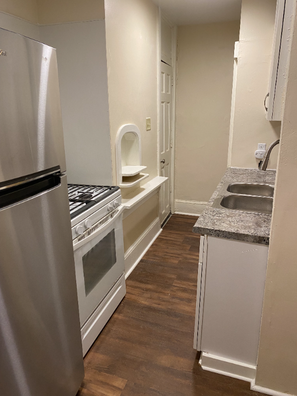 428 W King St #1 - Photo 6 of 16