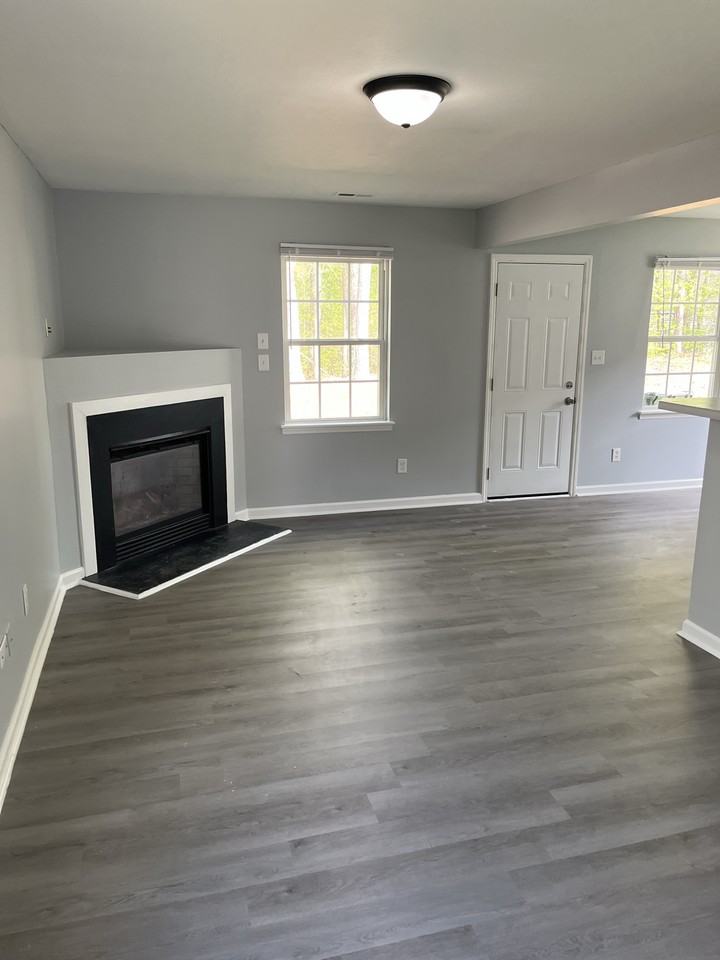 408 Gladstone Dr #1 - Photo 2 of 28