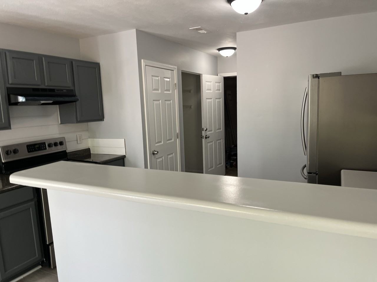 408 Gladstone Dr #1 - Photo 6 of 28