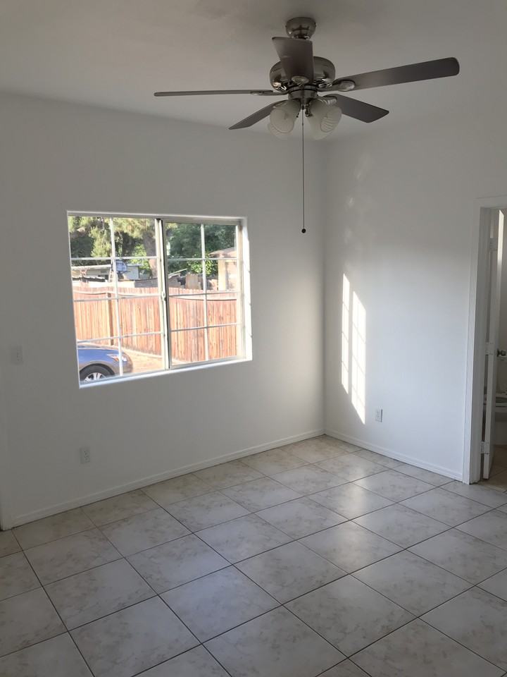 1079 Center St #2 - Photo 3 of 4