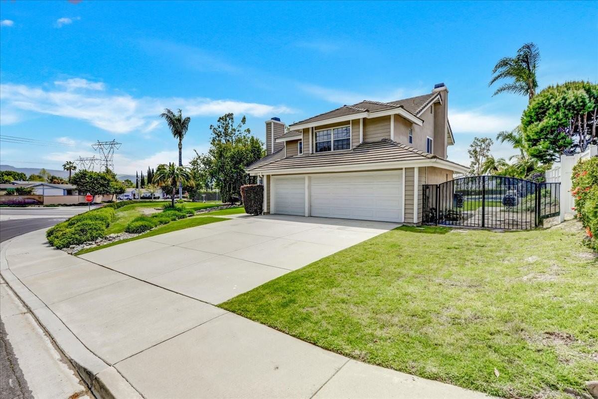 21810 Clearwater Drive - Photo 2 of 34