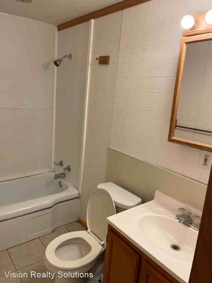 10052 Valley Dr - Photo 3 of 4