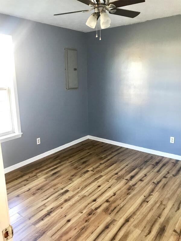 4114 Citation Ln - Photo 3 of 15
