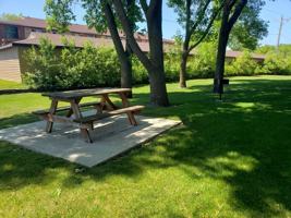 featured image of 1260 Loring Ave