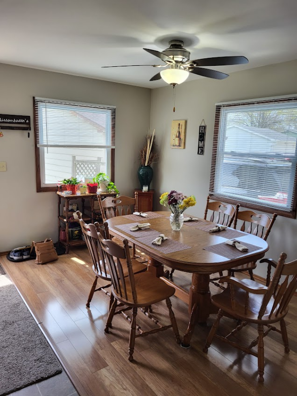 7849 W Norwich St - Photo 3 of 20