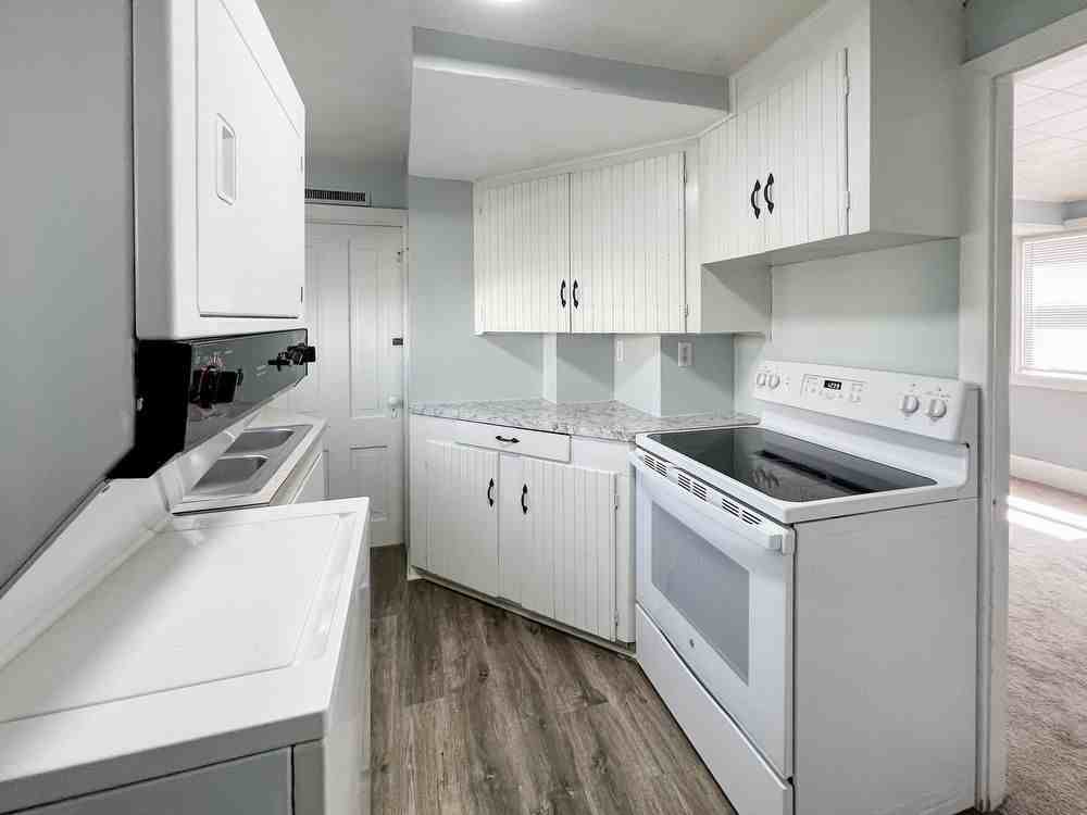 505 Church Aly - Photo 3 of 10