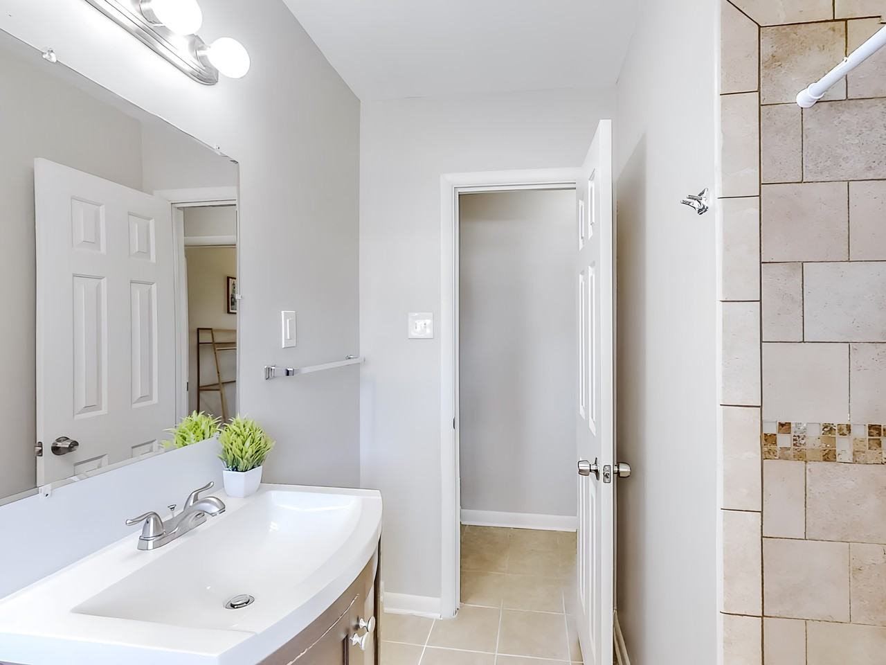 Country Club Dr Sw - Photo 4 of 10