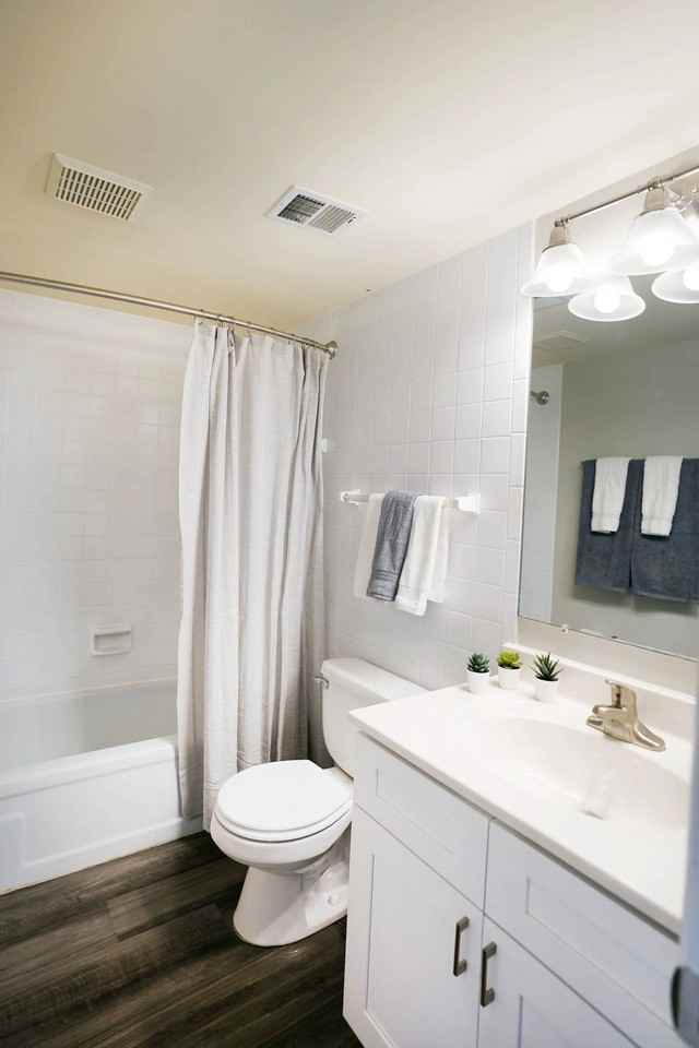 Lindenbrooke - Photo 5 of 39