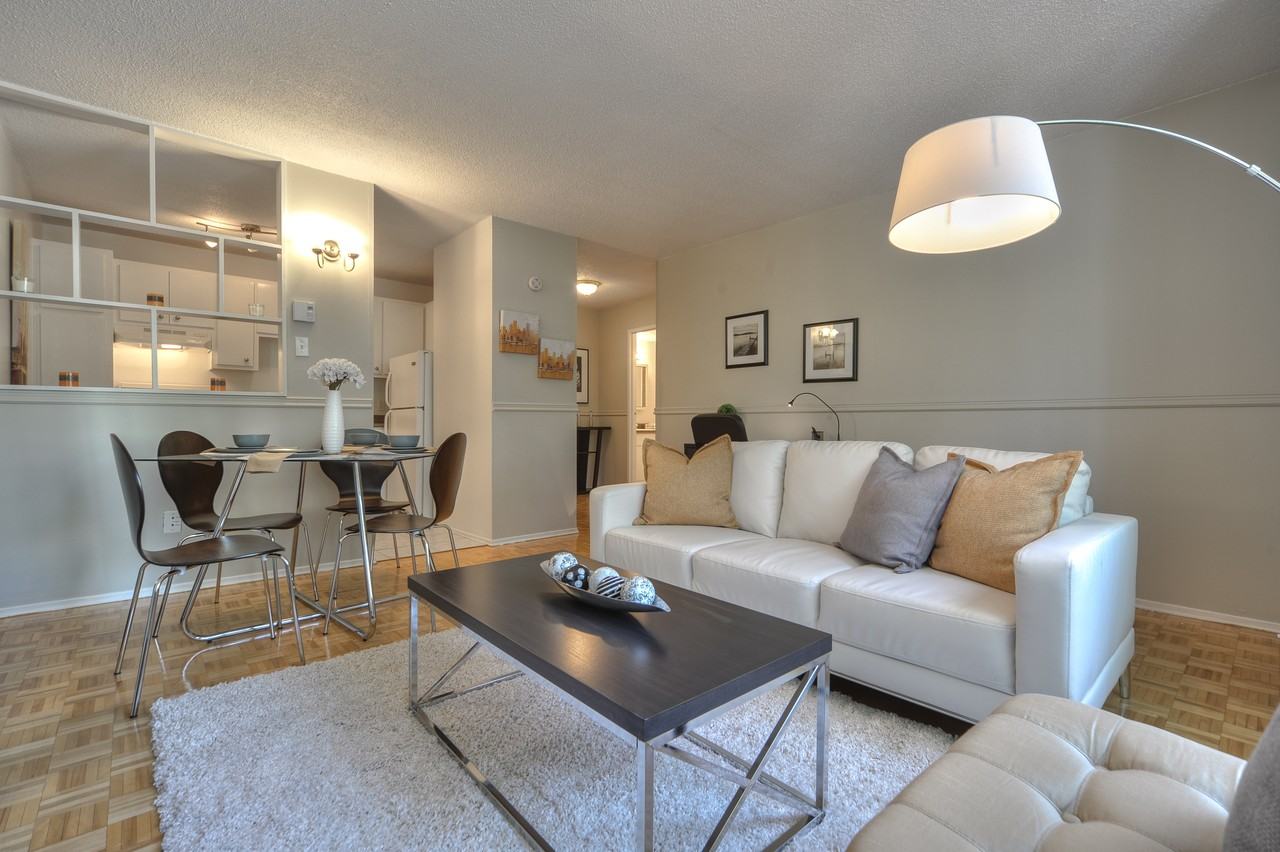 Villa SaintJean Apartments 4150 Boul SaintJean, DollardDes Ormeaux