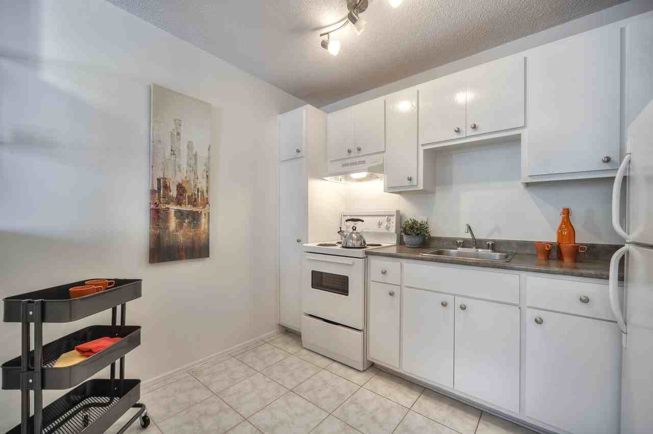 Villa SaintJean Apartments 4150 Boul SaintJean, DollardDes Ormeaux