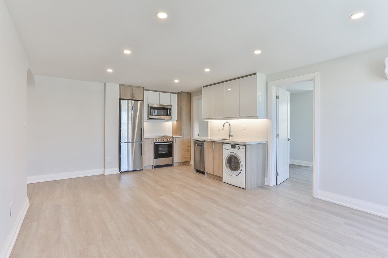 701 Eglinton Avenue West - Photo 2 of 50