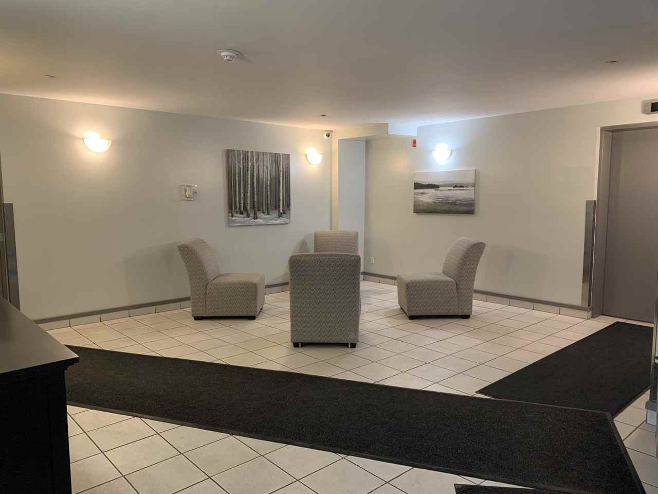 Spacious 2 bed 2 bath 45+ Condo*Utilities Included*2 underground parking stalls - Photo 3 of 50