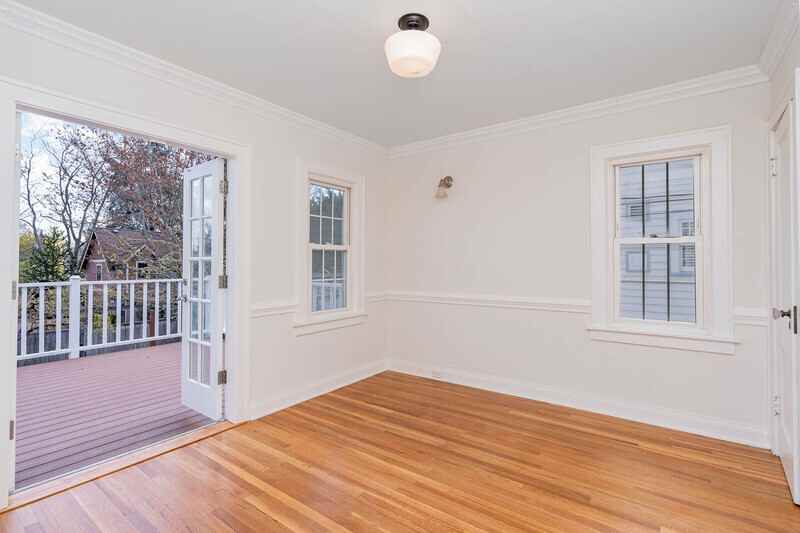 4814 36th Ave Ne - Photo 5 of 22