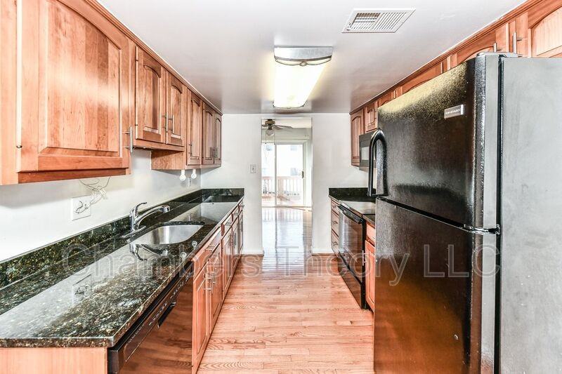 8088 Edinburgh Dr - Photo 6 of 41