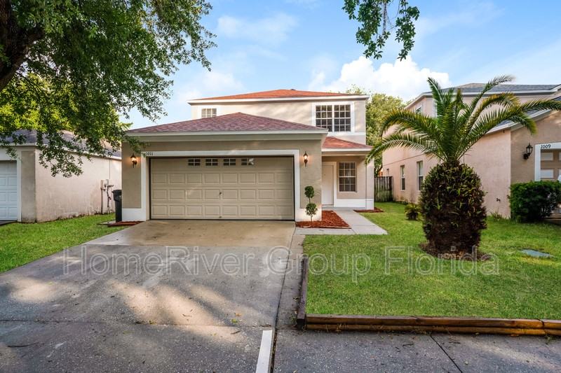 1011 Lake Shore Ranch Dr - Photo 2 of 18