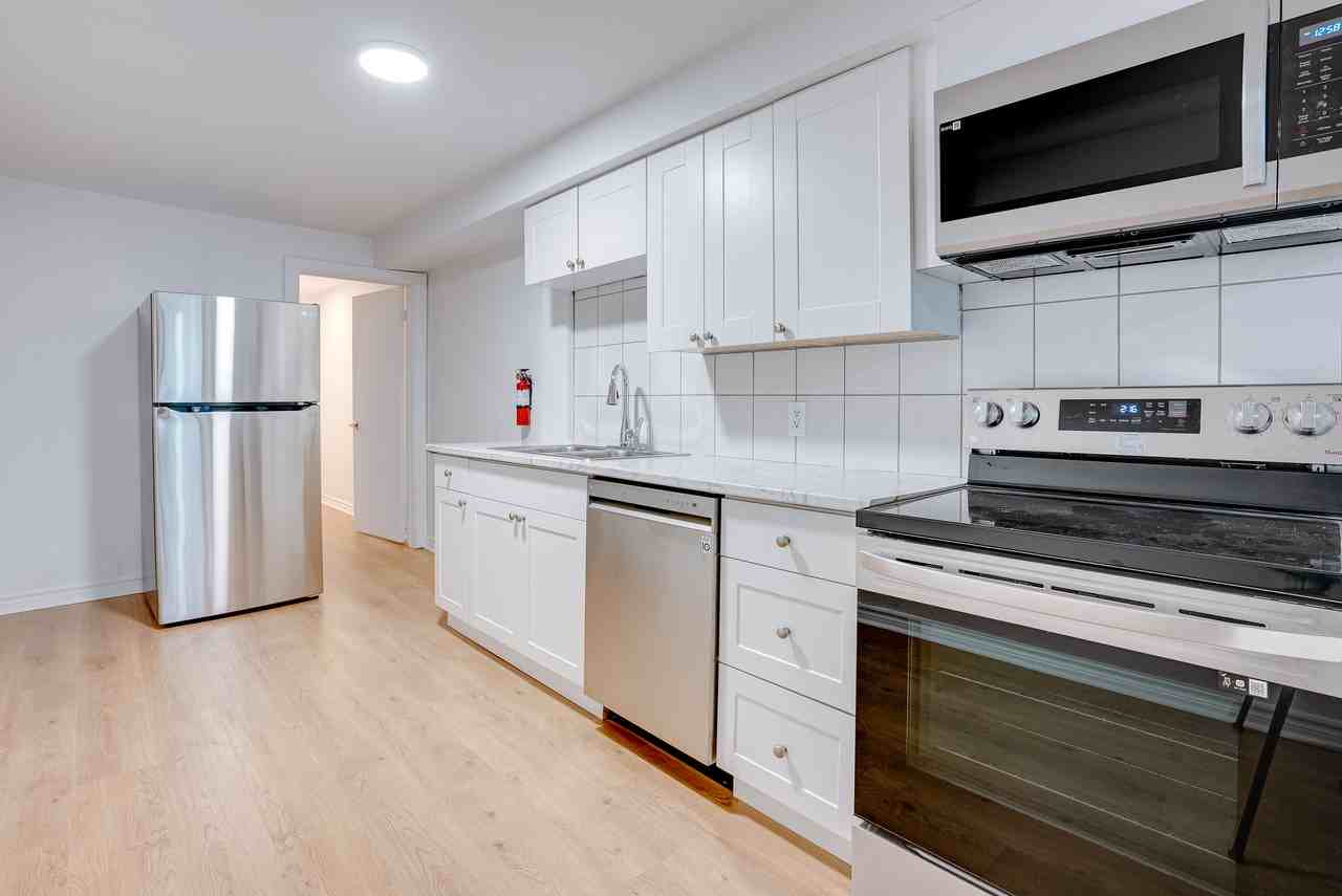 104 Gloucester Grove #1 - Photo 3 of 7