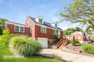 featured image of 701 Crestview Dr