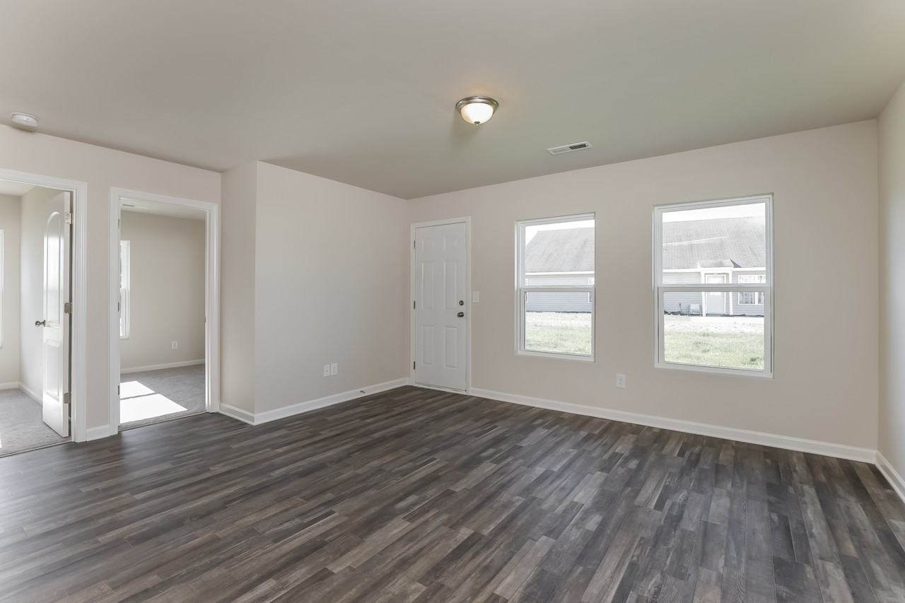 1433 Centipede Dr - Photo 3 of 16