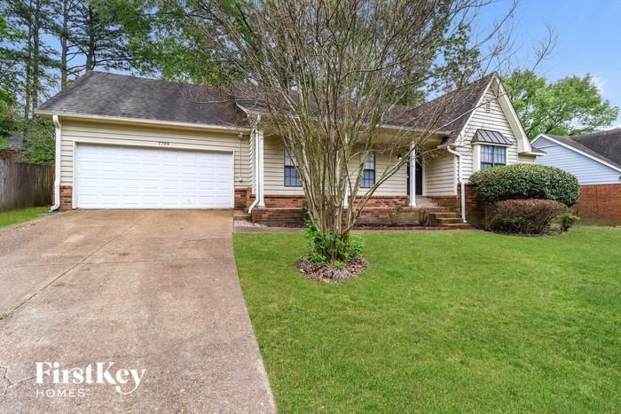 7799 Hawkcrest Dr - Photo 2 of 15