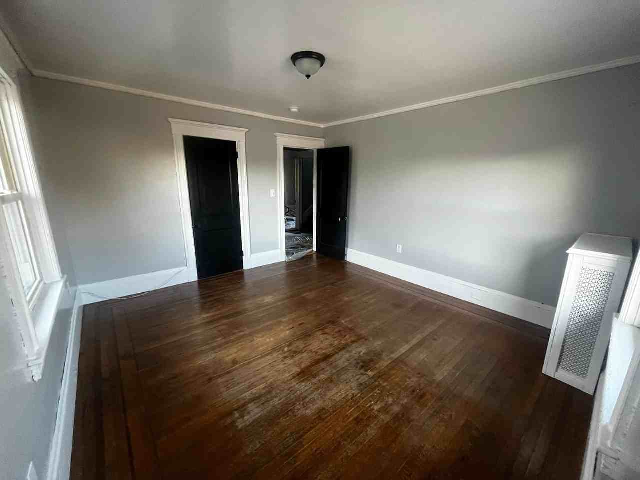 211 Washington Ave #2 - Photo 2 of 12