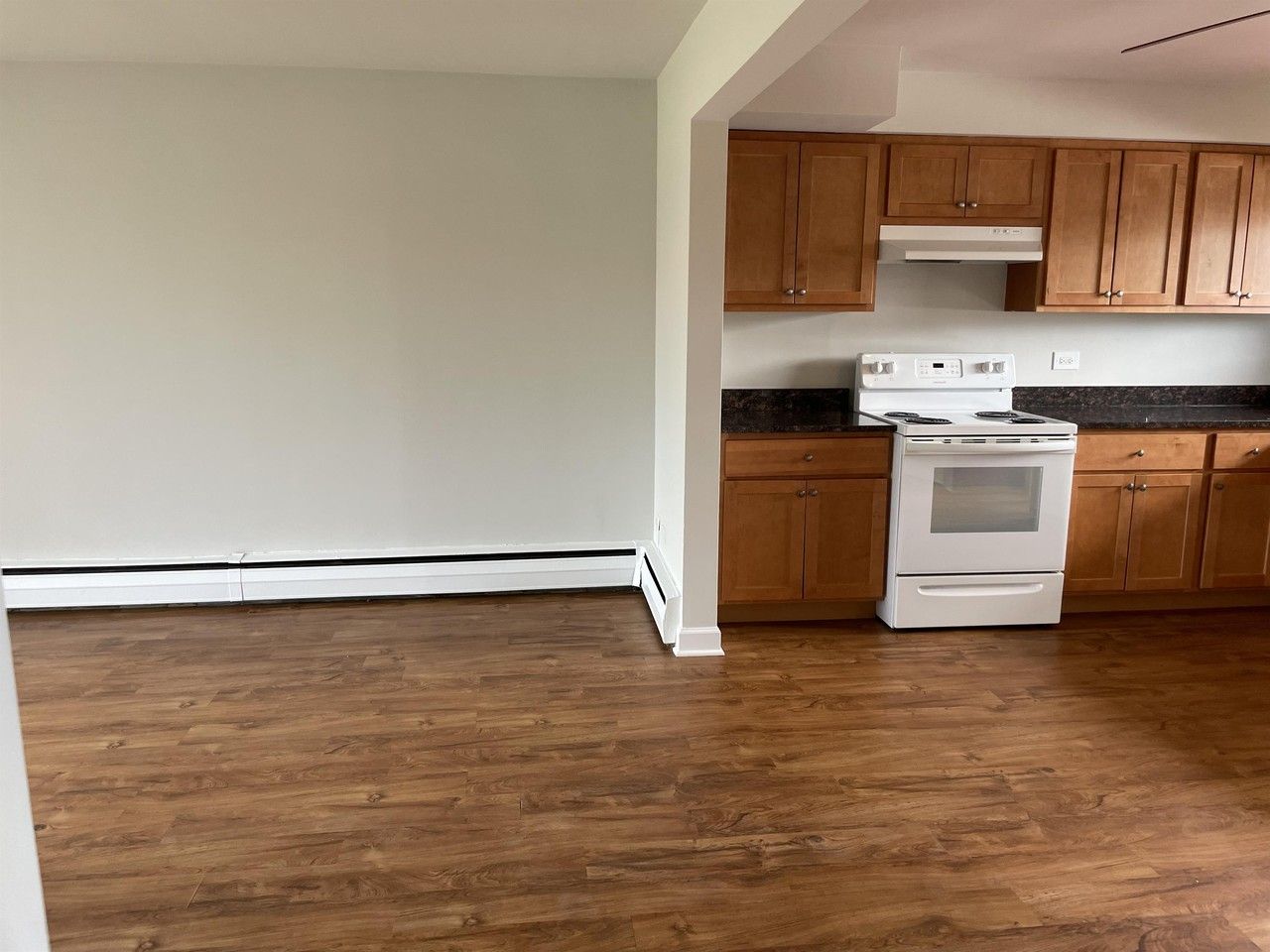 24 Accera Dr #24 - Photo 2 of 9