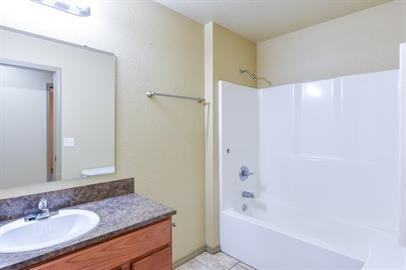 401 S Fargo St #B - Photo 6 of 20