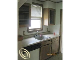 14932 Sumner - Photo 2 of 8