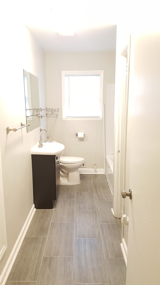 1114 10th Avenue Northwest - Photo 5 of 12