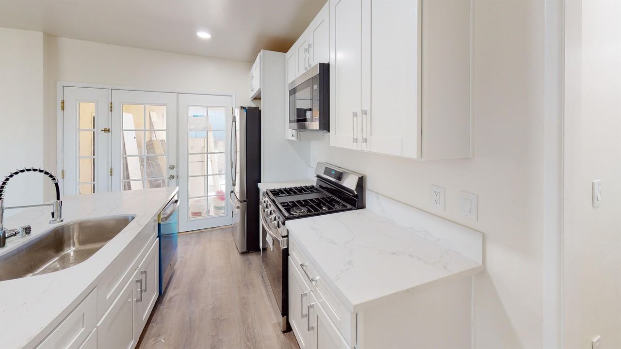 5126 Leo St #1 - Photo 5 of 17