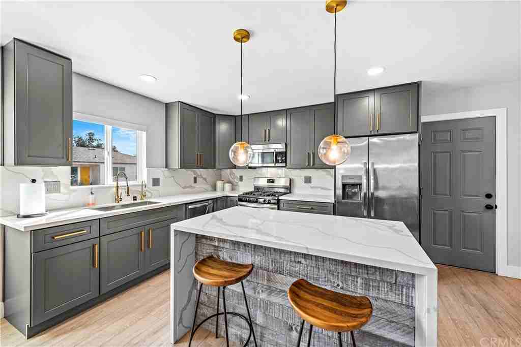 5136 Alumni Pl #1 - Photo 3 of 20