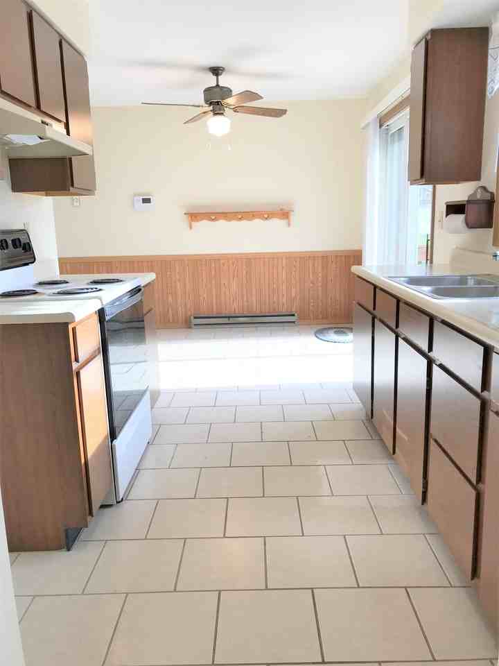2101 Somerset Dr - Photo 2 of 9