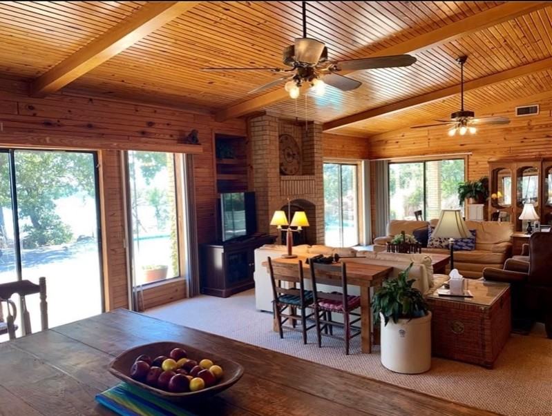 594 Country Oaks Ln - Photo 3 of 20