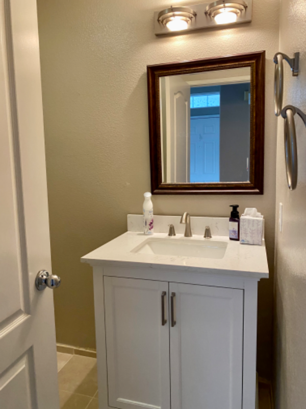 1101 Victoria Way - Photo 3 of 21