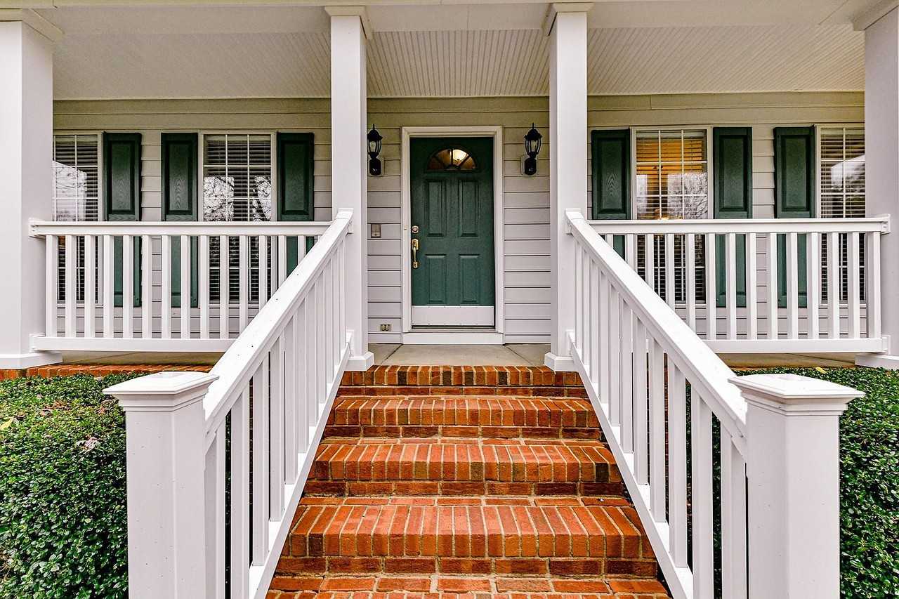 1411 Deer Spring Ct #1 - Photo 4 of 50