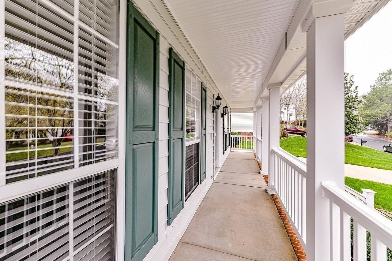 1411 Deer Spring Ct #1 - Photo 5 of 50