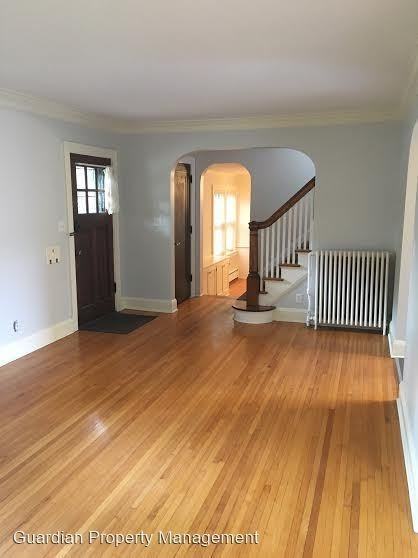 216 Wilder St N - Photo 2 of 16