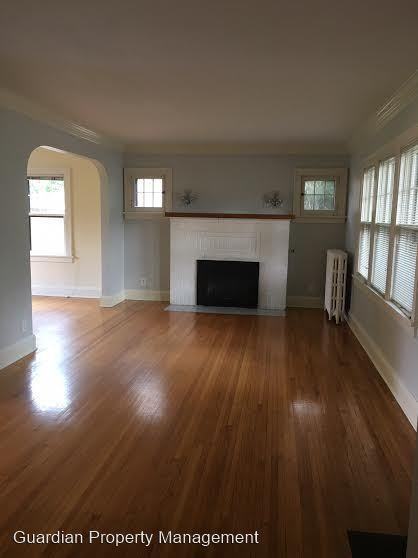 216 Wilder St N - Photo 3 of 16