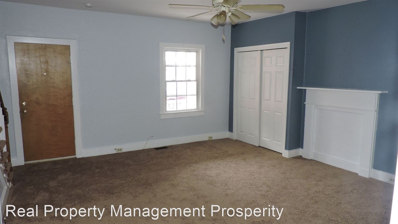 62 N Pennsylvania Ave - Photo 2 of 8