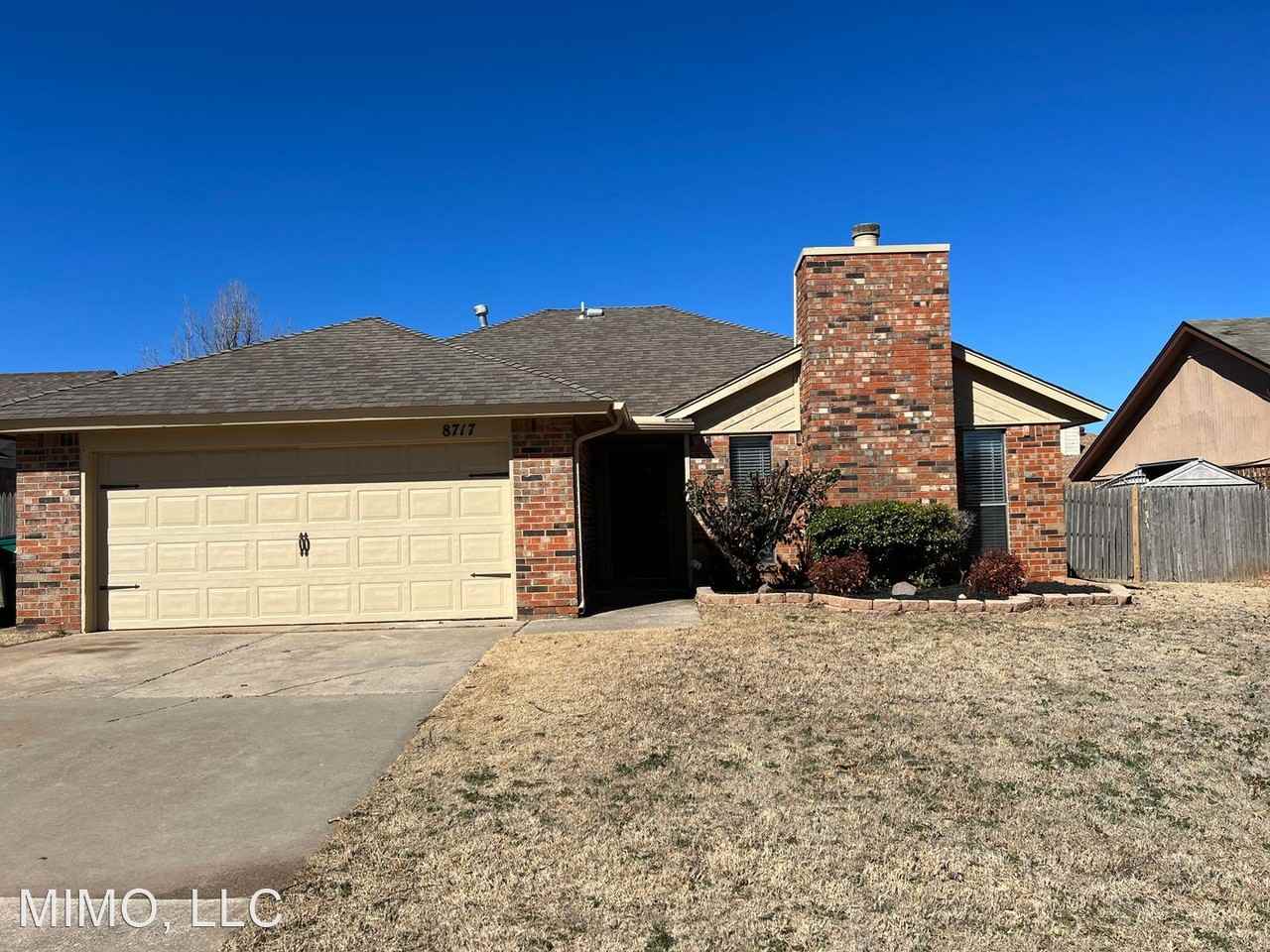 8717 Nw 90th St - Photo 2 of 21