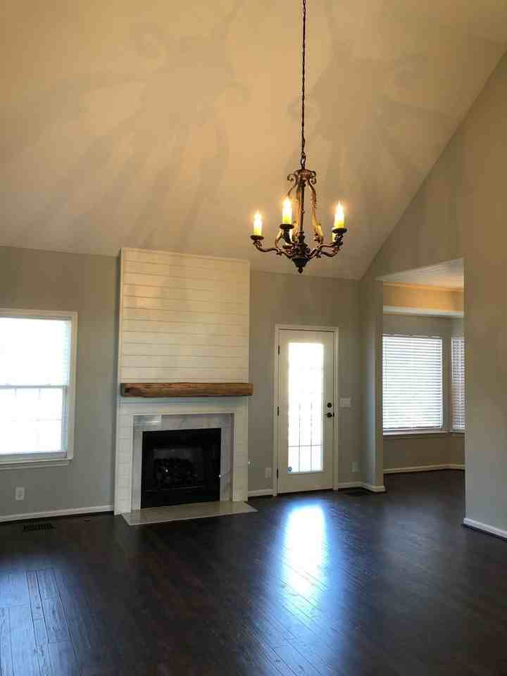 2105 Allendale Pl - Photo 3 of 18