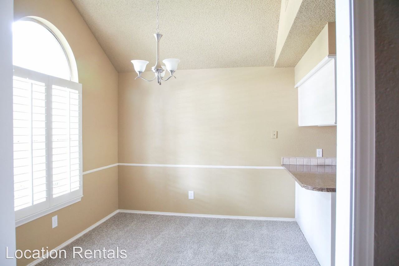 9705 Abbeville Ave - Photo 3 of 19