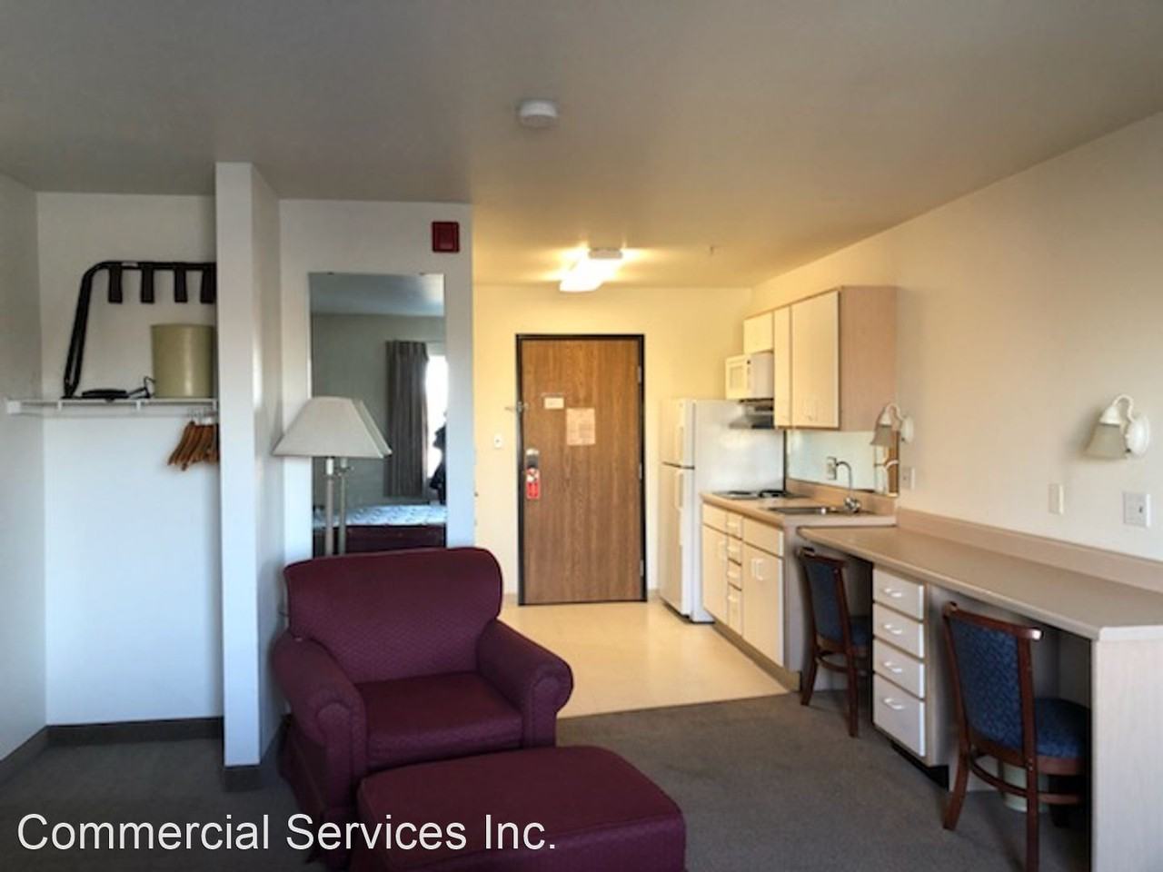 111 S Wilson - Photo 2 of 4