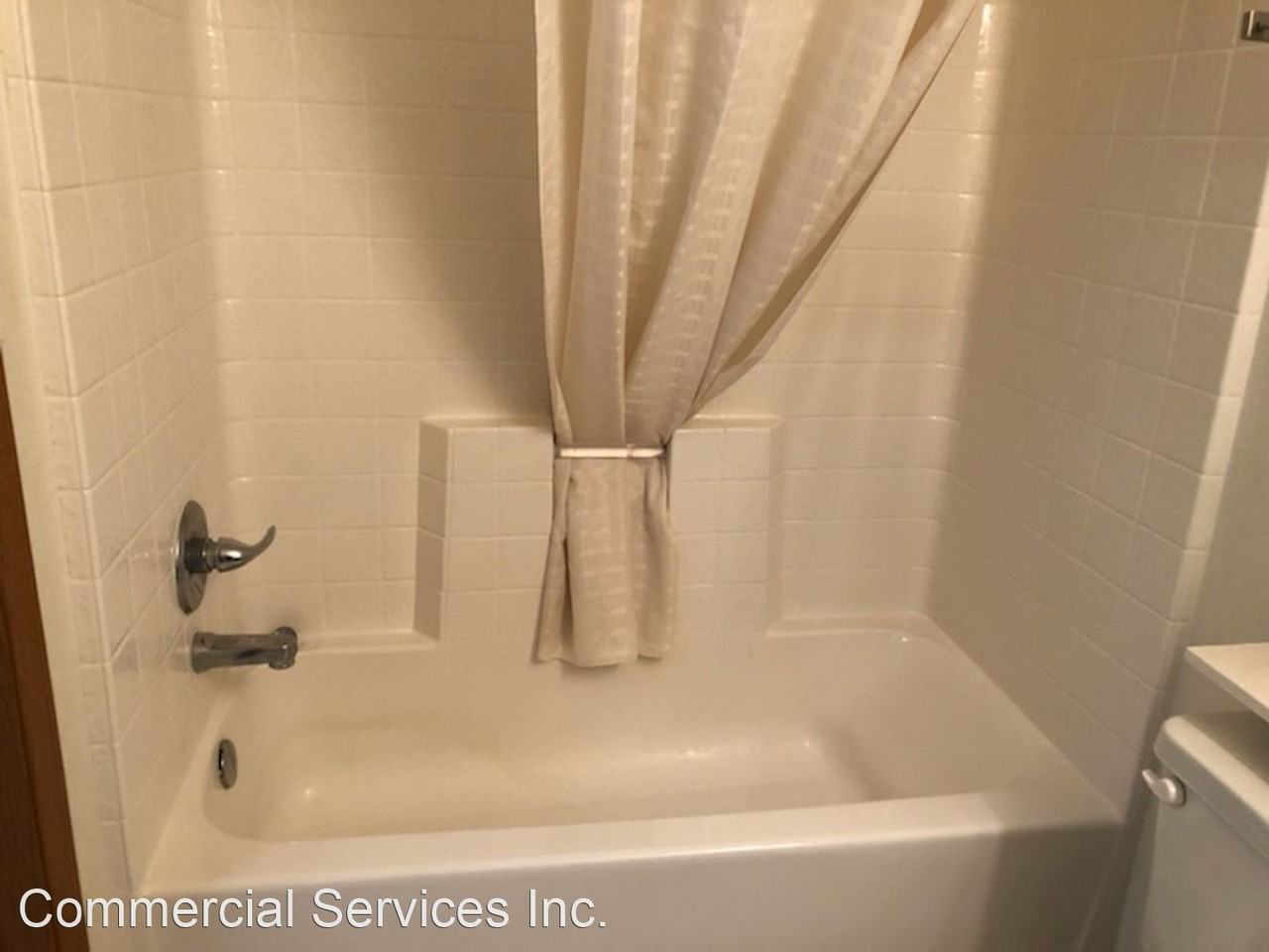 111 S Wilson - Photo 3 of 4